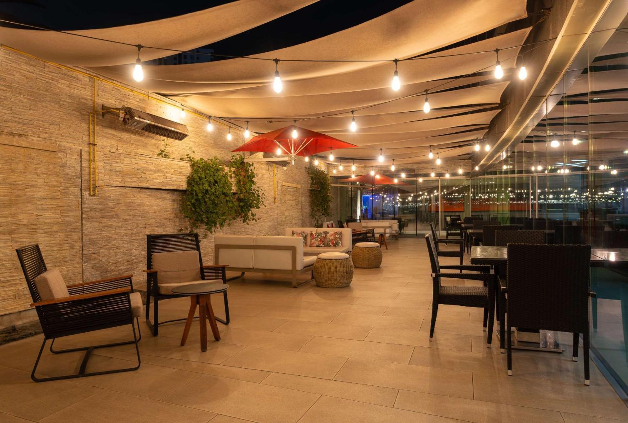 Hilton Garden Inn Iquique Exterior foto